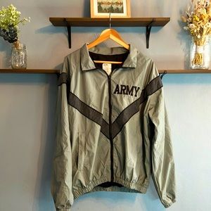 Army Issued Men’s windbreaker jacket | size M long